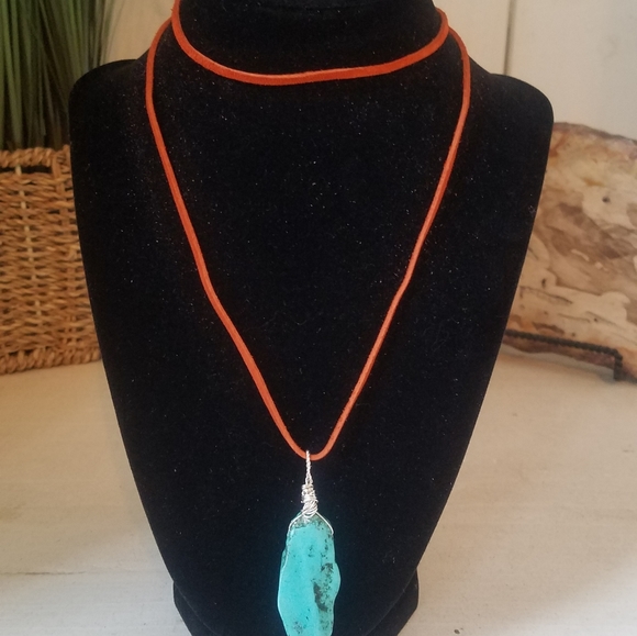 SMc Designs - Leather & Stone Necklace [LNG] - Picture 2 of 11